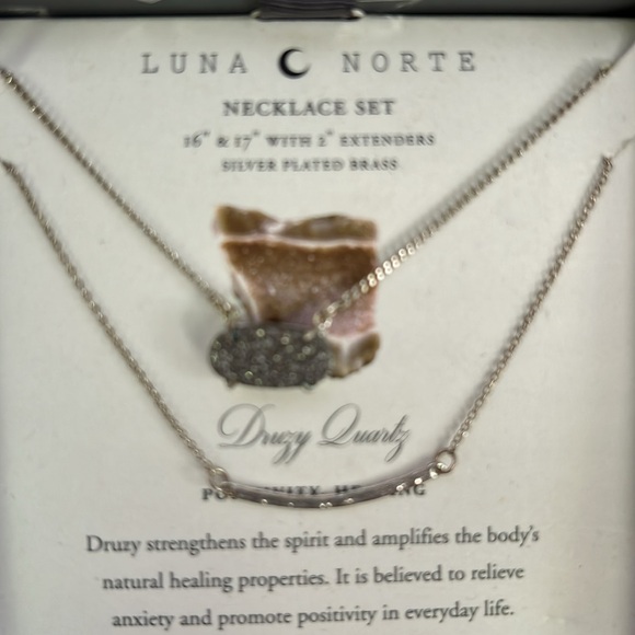 Luna Norte Necklace - Picture 4 of 4